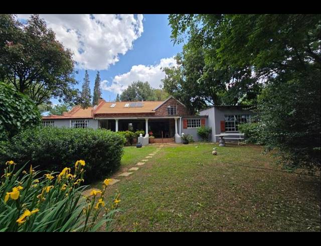 FARM FOR SALE IN WALKERVILLE CENTRAL